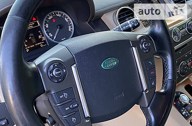 Позашляховик / Кросовер Land Rover Discovery 2012 в 