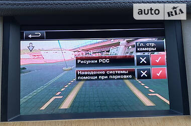 Позашляховик / Кросовер Land Rover Discovery 2012 в 