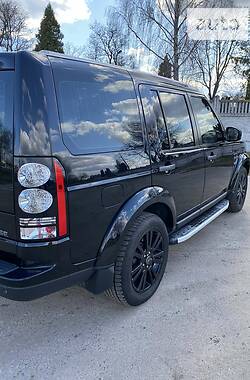 Позашляховик / Кросовер Land Rover Discovery 2016 в 
