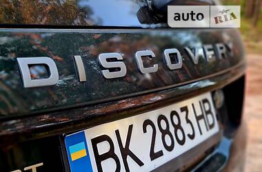 Позашляховик / Кросовер Land Rover Discovery 2015 в Березному