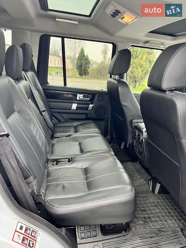Внедорожник / Кроссовер Land Rover Discovery 2015 в Киеве