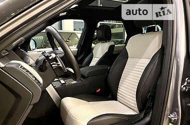 Позашляховик / Кросовер Land Rover Discovery 2021 в 