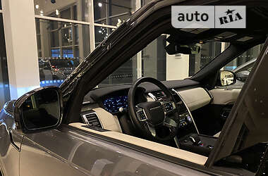 Позашляховик / Кросовер Land Rover Discovery 2021 в 