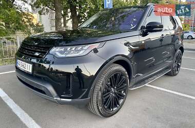 Позашляховик / Кросовер Land Rover Discovery 2017 в 
