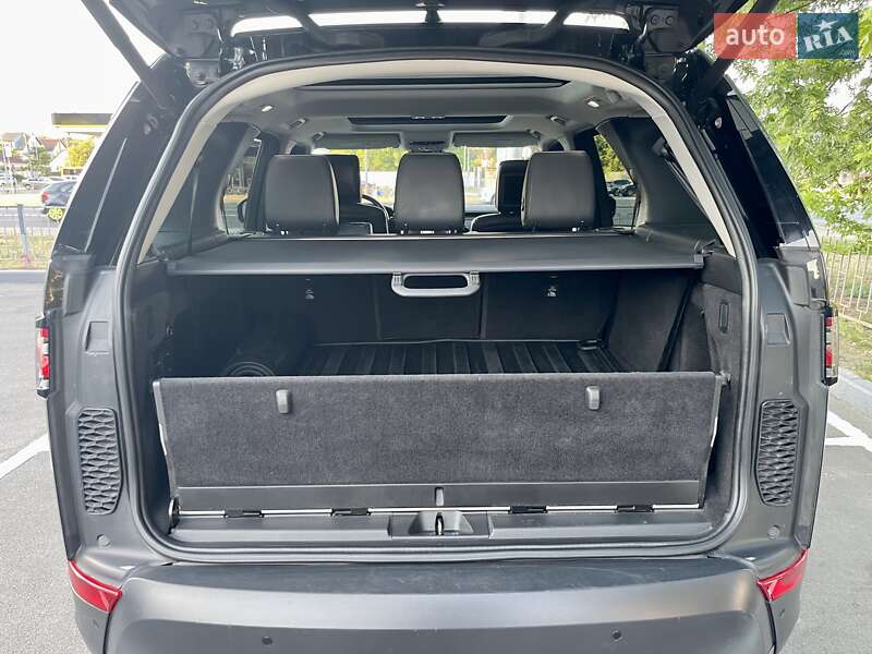 Внедорожник / Кроссовер Land Rover Discovery 2017 в Киеве