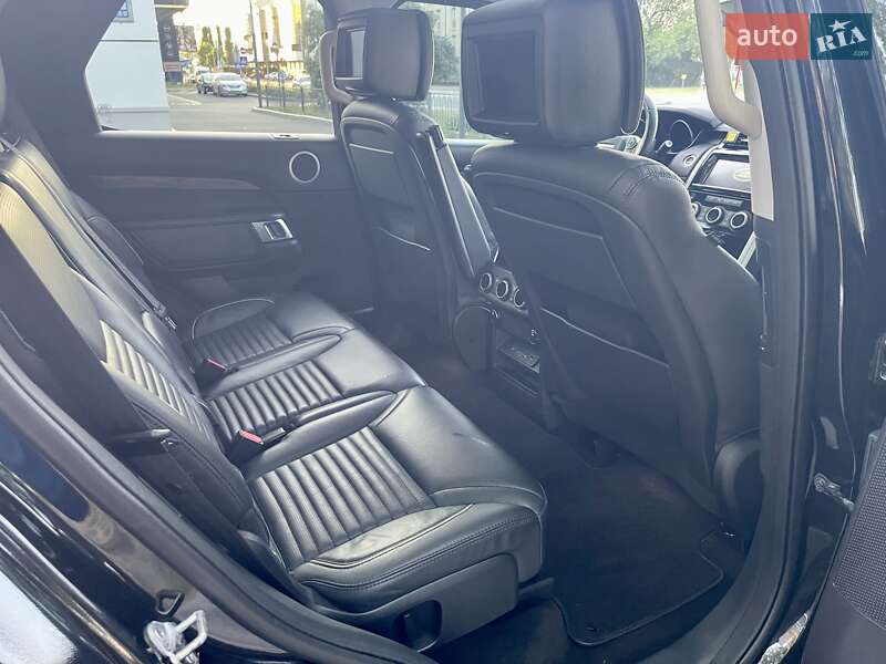 Внедорожник / Кроссовер Land Rover Discovery 2017 в Киеве