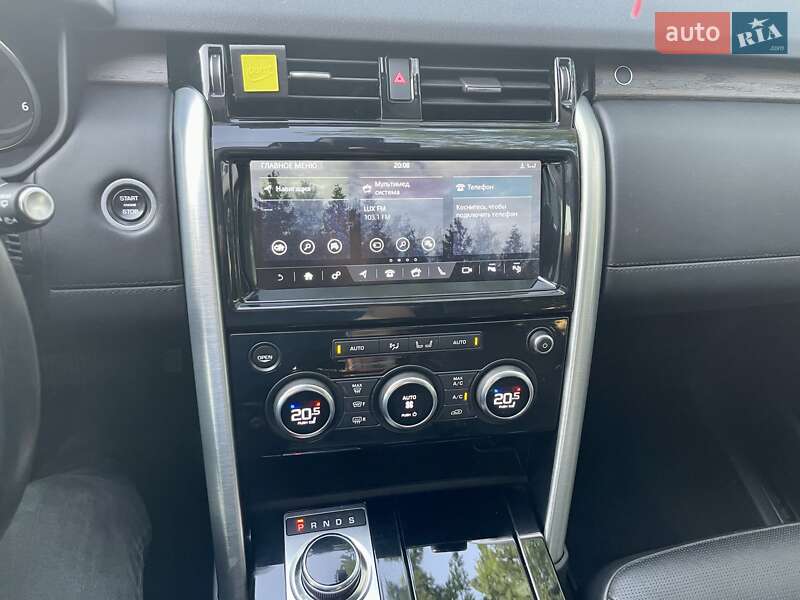 Внедорожник / Кроссовер Land Rover Discovery 2017 в Киеве