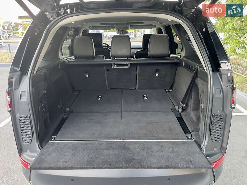 Внедорожник / Кроссовер Land Rover Discovery 2017 в Киеве