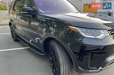 Позашляховик / Кросовер Land Rover Discovery 2017 в 