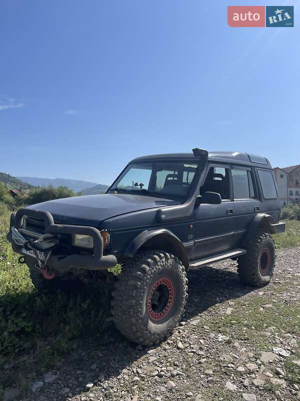 Позашляховик / Кросовер Land Rover Discovery 1998 в 