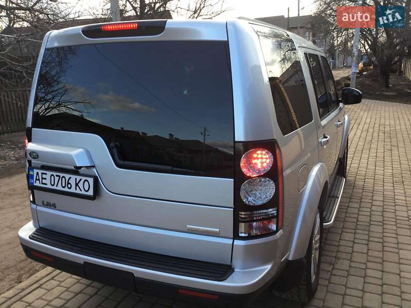 Позашляховик / Кросовер Land Rover Discovery 2015 в Кривому Розі