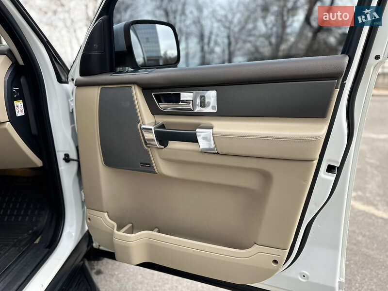 Позашляховик / Кросовер Land Rover Discovery 2012 в Одесі