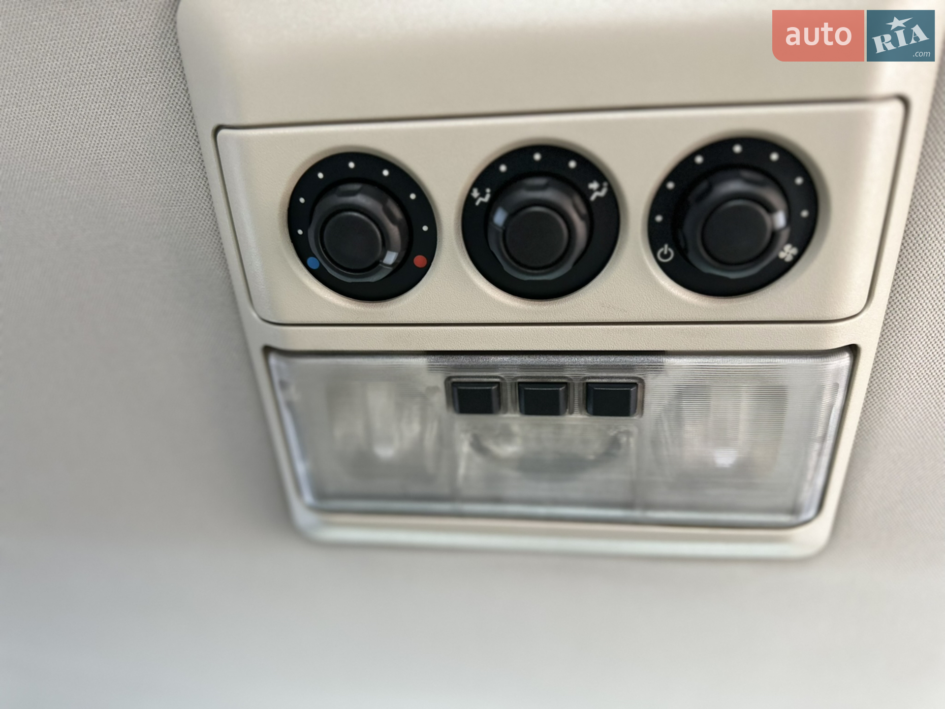 2012 Land Rover Discovery - мініатюра 22
