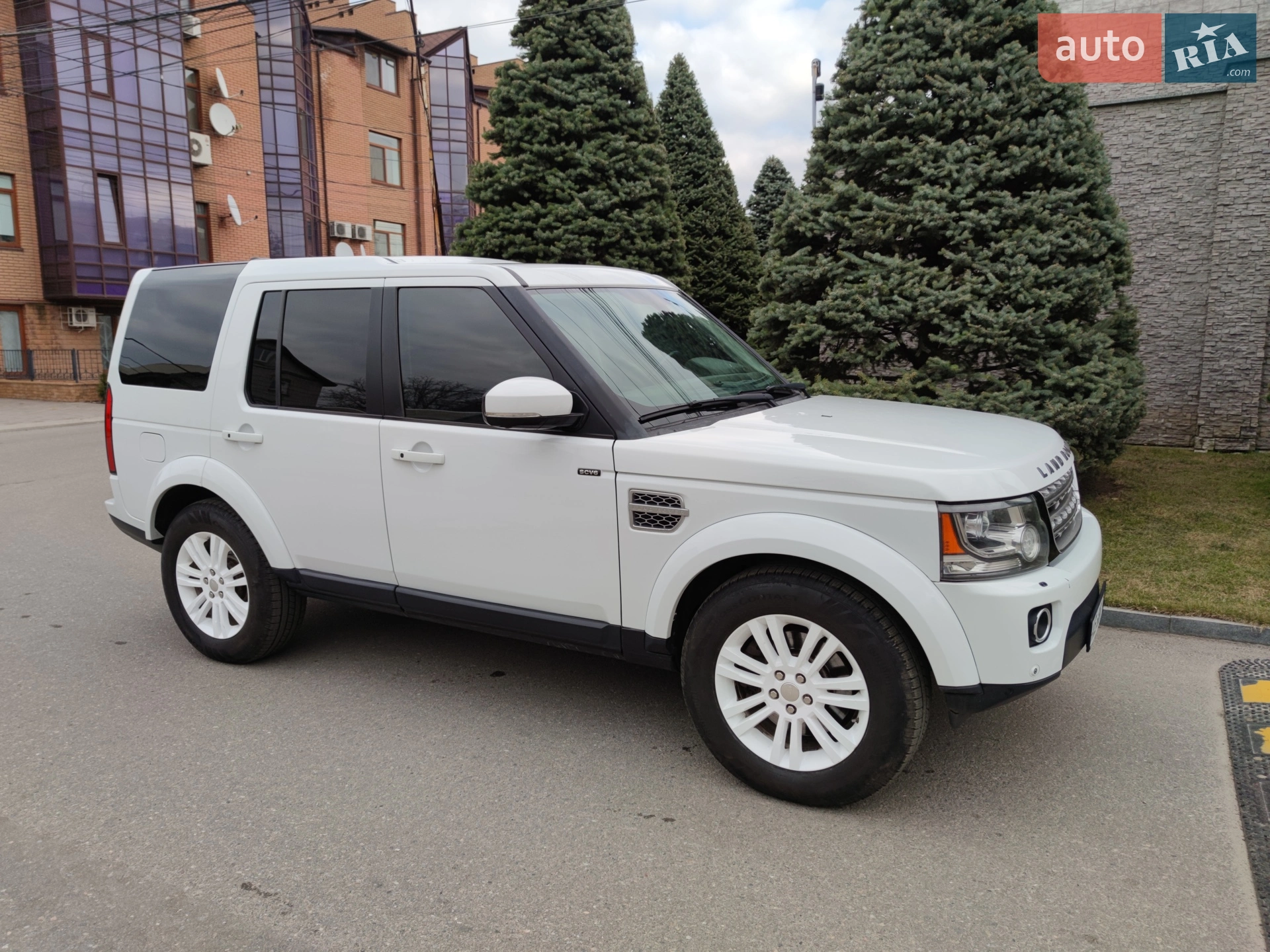 2014 Land Rover Discovery - мініатюра 3