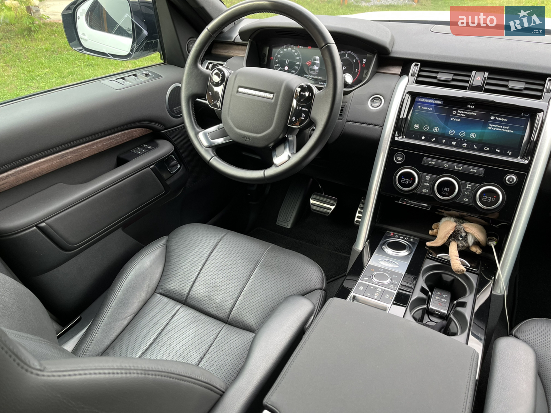 2019 Land Rover Discovery - мініатюра 16