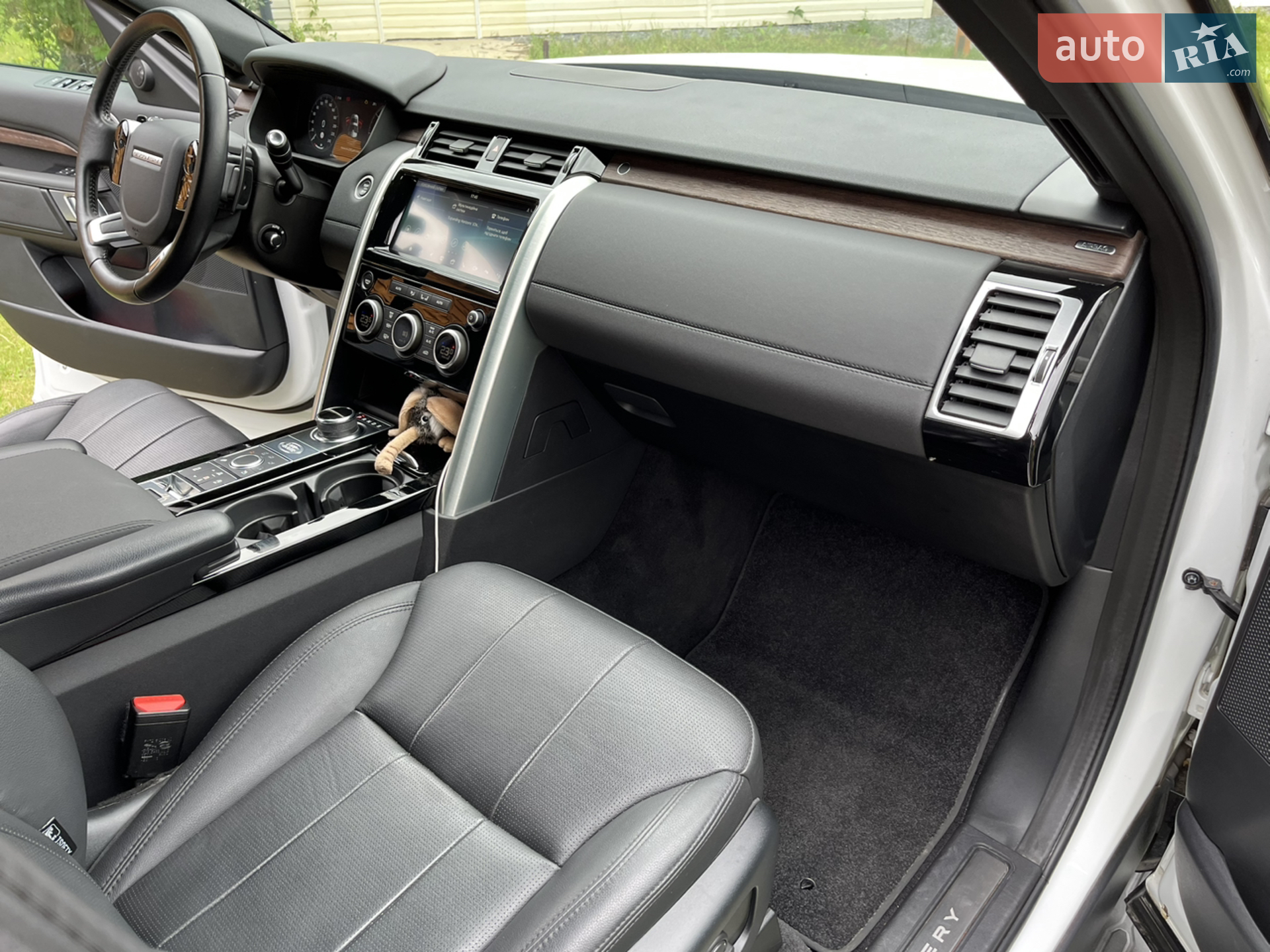 2019 Land Rover Discovery - мініатюра 20