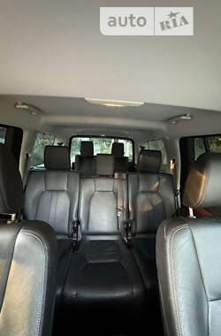 Внедорожник / Кроссовер Land Rover Discovery 2011 в Чернигове