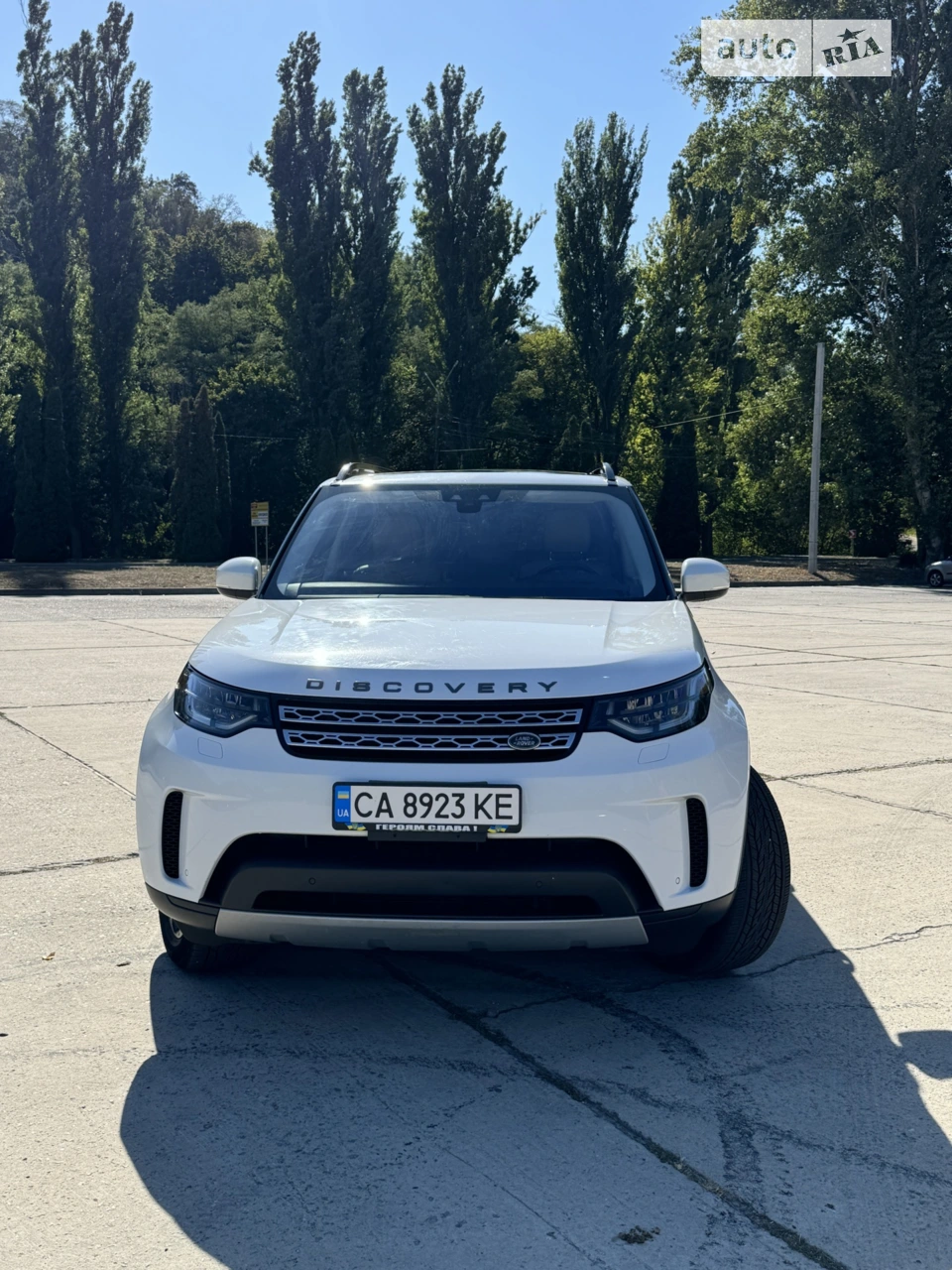 2017 Land Rover Discovery - мініатюра 34