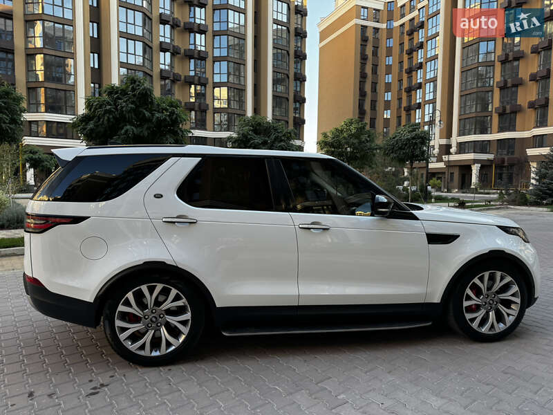 Внедорожник / Кроссовер Land Rover Discovery 2018 в Киеве