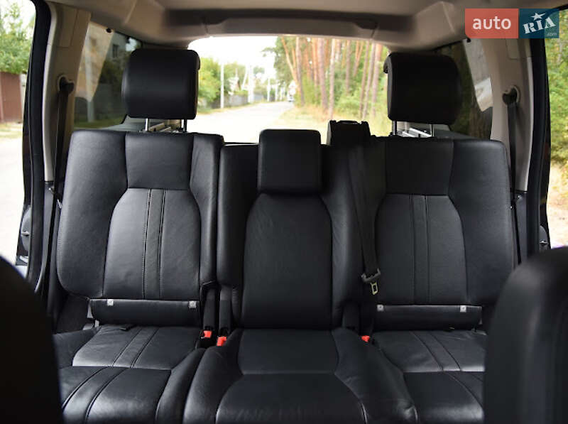 Позашляховик / Кросовер Land Rover Discovery 2012 в Ірпені