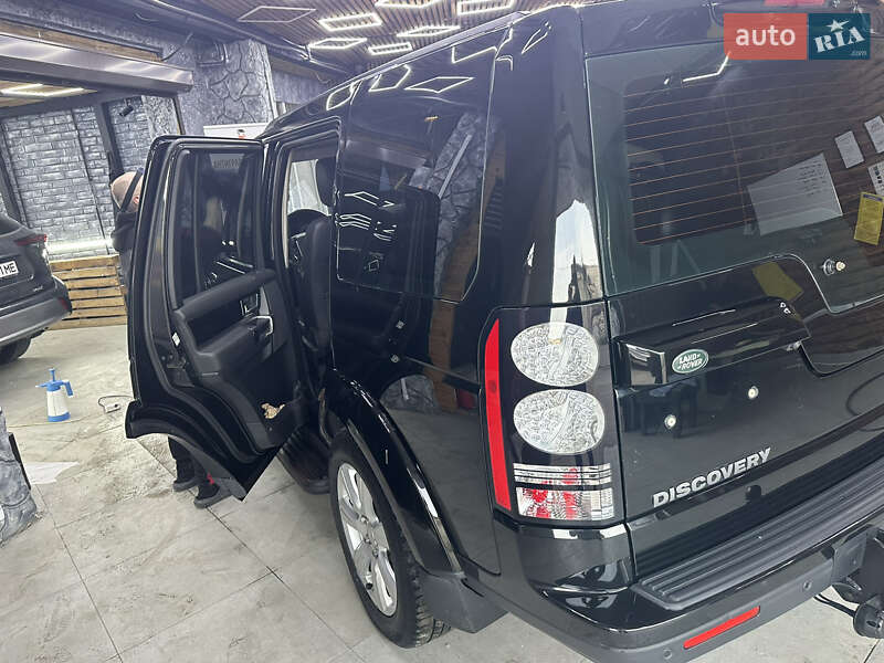 Позашляховик / Кросовер Land Rover Discovery 2015 в Києві