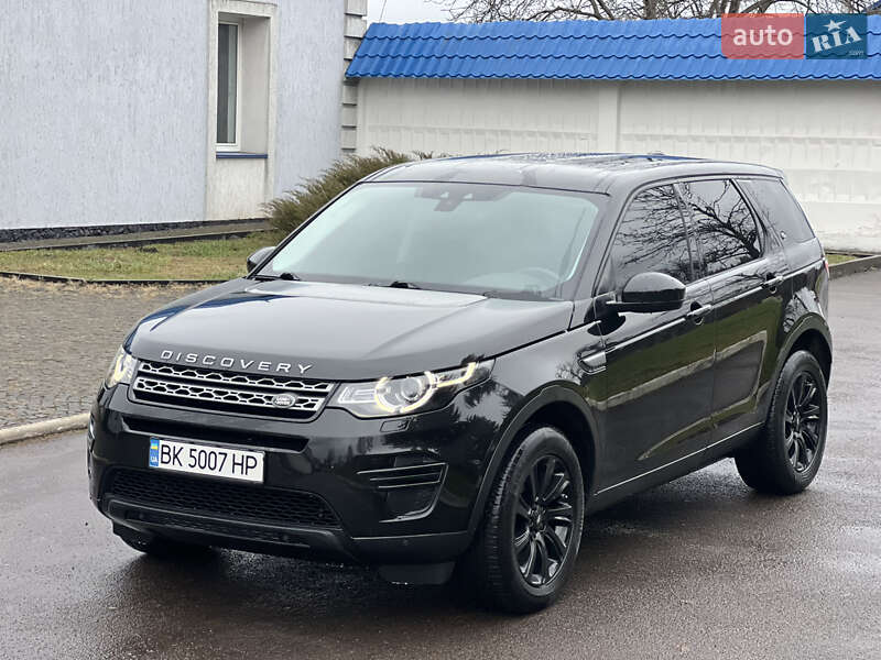 Позашляховик / Кросовер Land Rover Discovery 2016 в Радивиліві