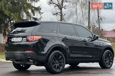 Позашляховик / Кросовер Land Rover Discovery 2016 в Радивиліві