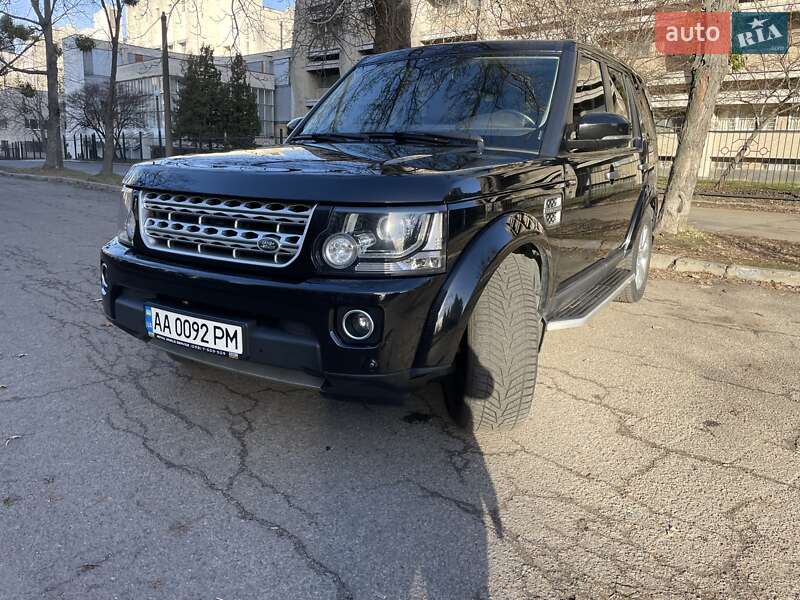 Позашляховик / Кросовер Land Rover Discovery 2015 в Києві