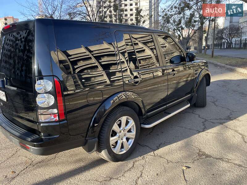 Позашляховик / Кросовер Land Rover Discovery 2015 в Києві