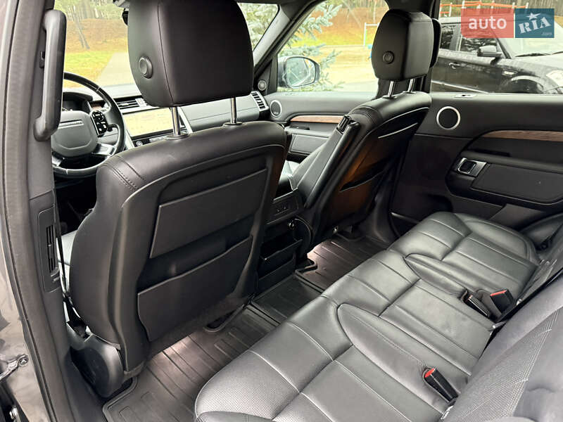 Внедорожник / Кроссовер Land Rover Discovery 2018 в Львове
