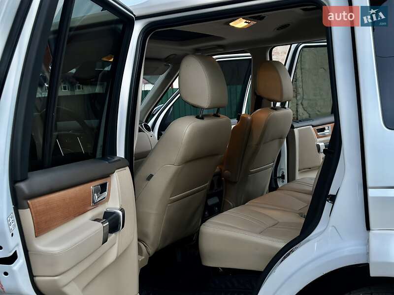 Позашляховик / Кросовер Land Rover Discovery 2015 в Тернополі