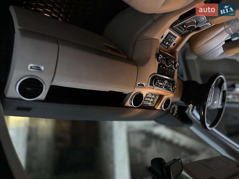 Позашляховик / Кросовер Land Rover Discovery 2015 в Тернополі