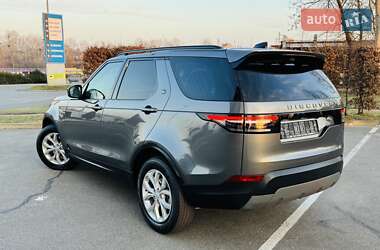 Позашляховик / Кросовер Land Rover Discovery 2018 в 