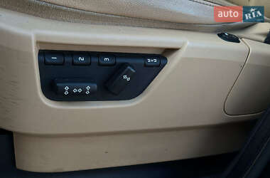 Внедорожник / Кроссовер Land Rover Discovery 2008 в 
