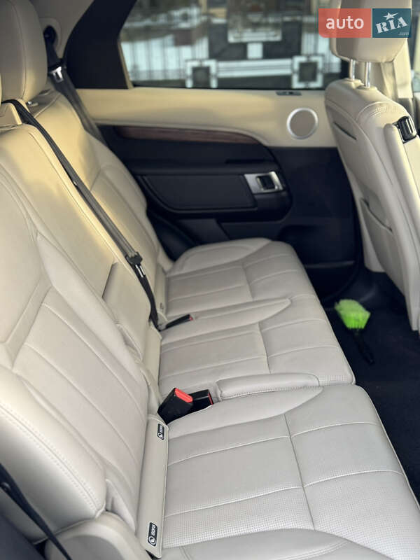 Внедорожник / Кроссовер Land Rover Discovery 2017 в Львове фото 22 Внедорожник / Кроссовер Land Rover Discovery 2017 в Львове