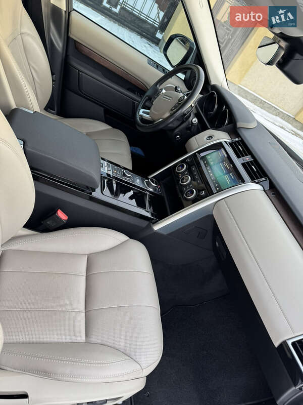 Внедорожник / Кроссовер Land Rover Discovery 2017 в Львове фото 27 Внедорожник / Кроссовер Land Rover Discovery 2017 в Львове