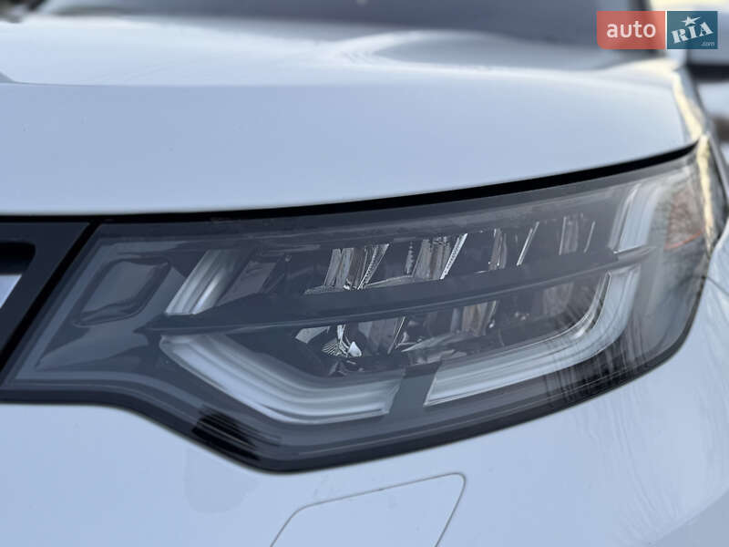 Внедорожник / Кроссовер Land Rover Discovery 2017 в Львове фото 48 Внедорожник / Кроссовер Land Rover Discovery 2017 в Львове