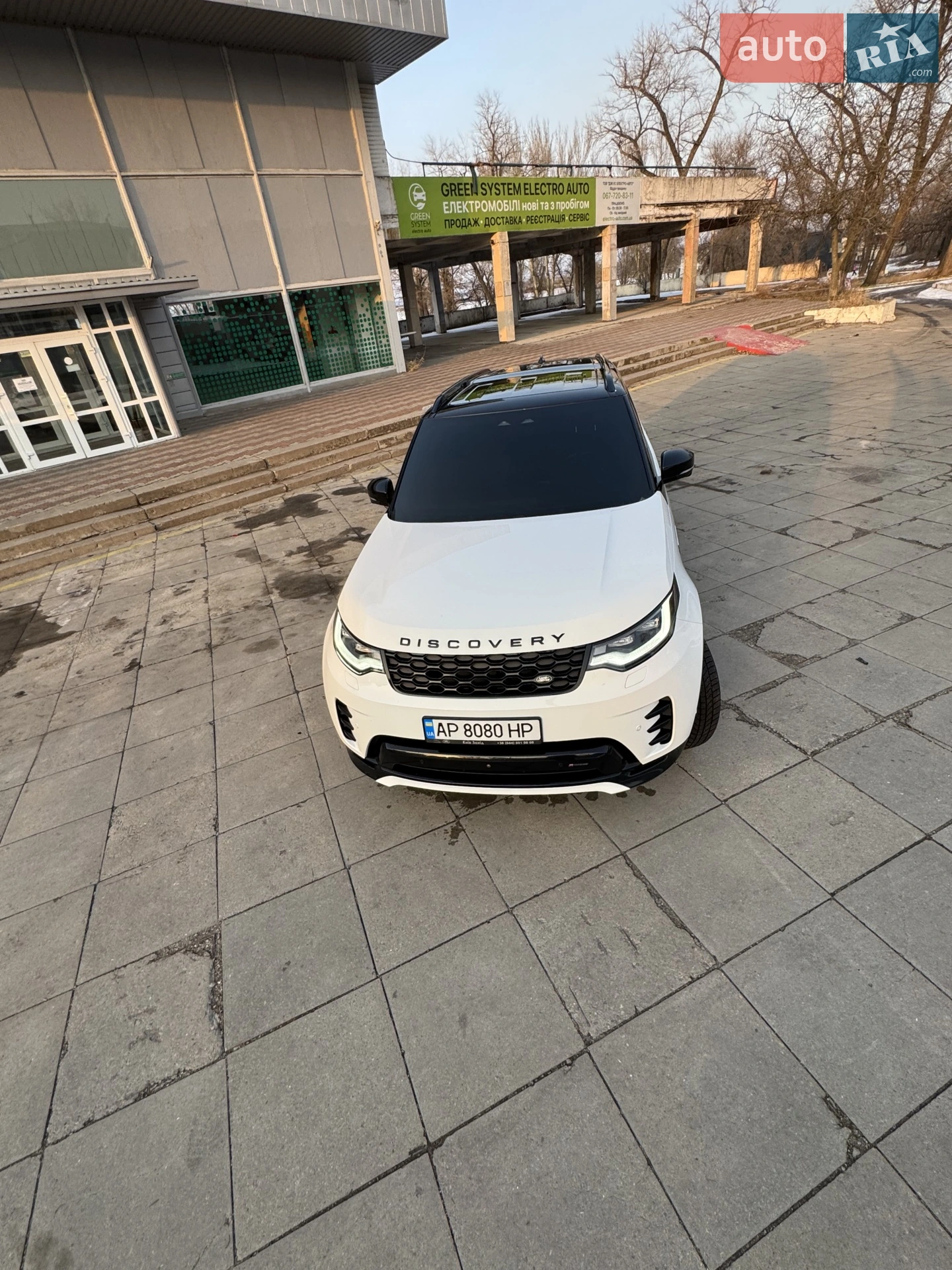 2023 Land Rover Discovery - мініатюра 3