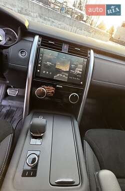 Внедорожник / Кроссовер Land Rover Discovery 2023 в 