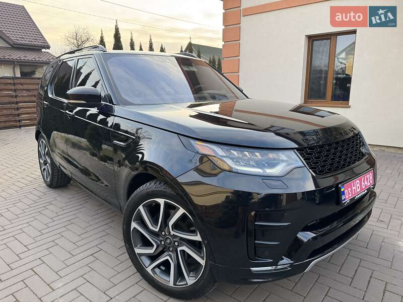 Внедорожник / Кроссовер Land Rover Discovery 2017 в 