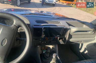 Внедорожник / Кроссовер Land Rover Discovery 1995 в 