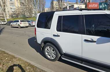 Внедорожник / Кроссовер Land Rover Discovery 2013 в 