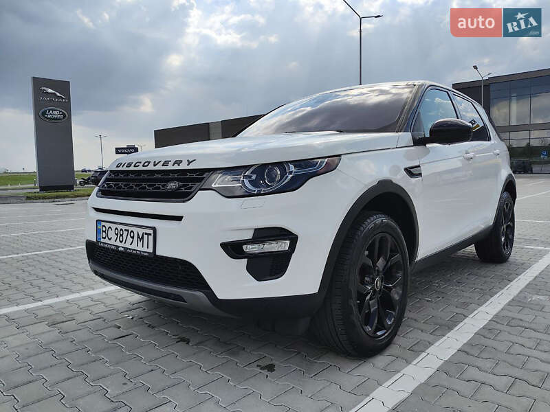 Позашляховик / Кросовер Land Rover Discovery 2016 в 