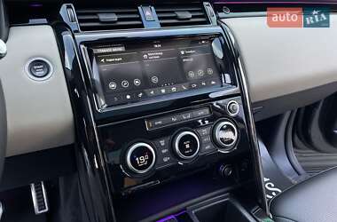 Внедорожник / Кроссовер Land Rover Discovery 2018 в 