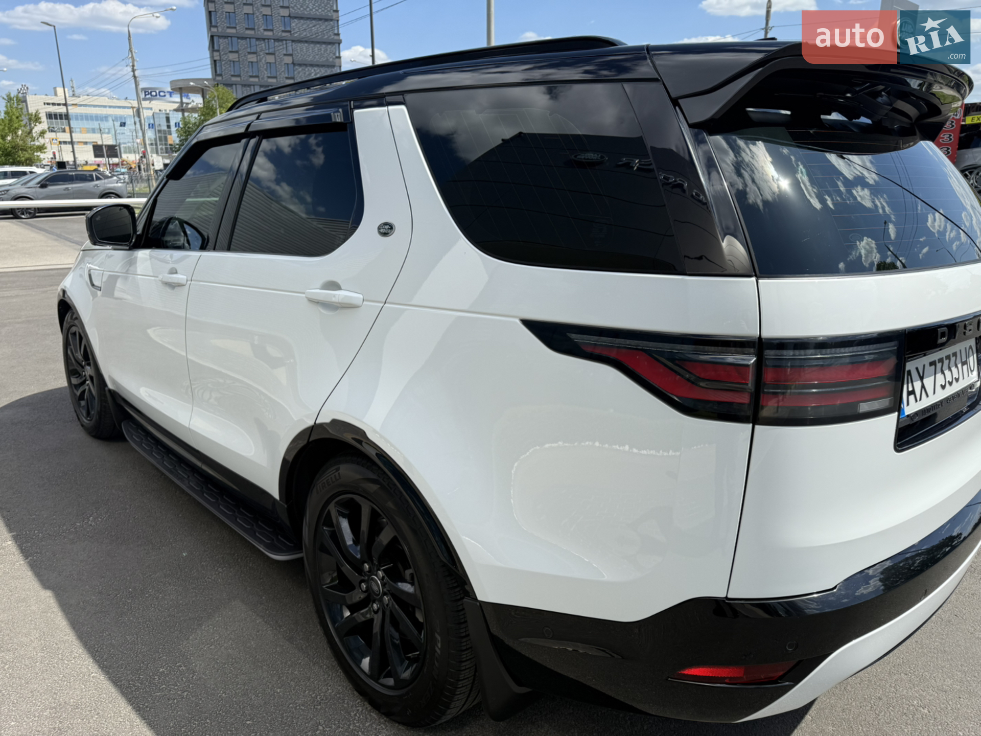 2023 Land Rover Discovery - мініатюра 25
