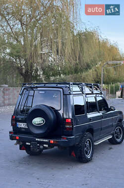 Позашляховик / Кросовер Land Rover Discovery 1996 в 
