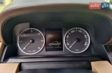 Позашляховик / Кросовер Land Rover Discovery 2011 в 