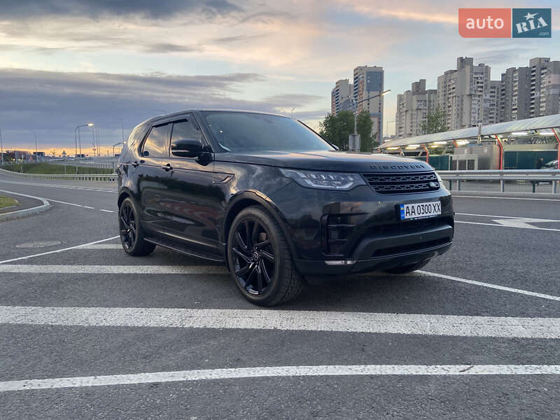 Позашляховик / Кросовер Land Rover Discovery 2017 в Києві
