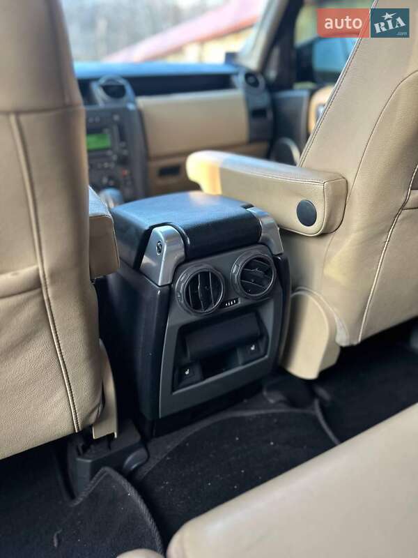 Внедорожник / Кроссовер Land Rover Discovery 2006 в Черновцах