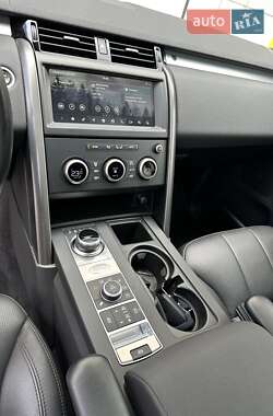 Внедорожник / Кроссовер Land Rover Discovery 2020 в 